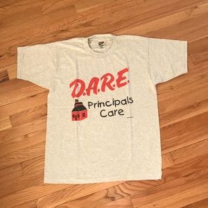 Vintage 1998 D.A.R.E. T shirt